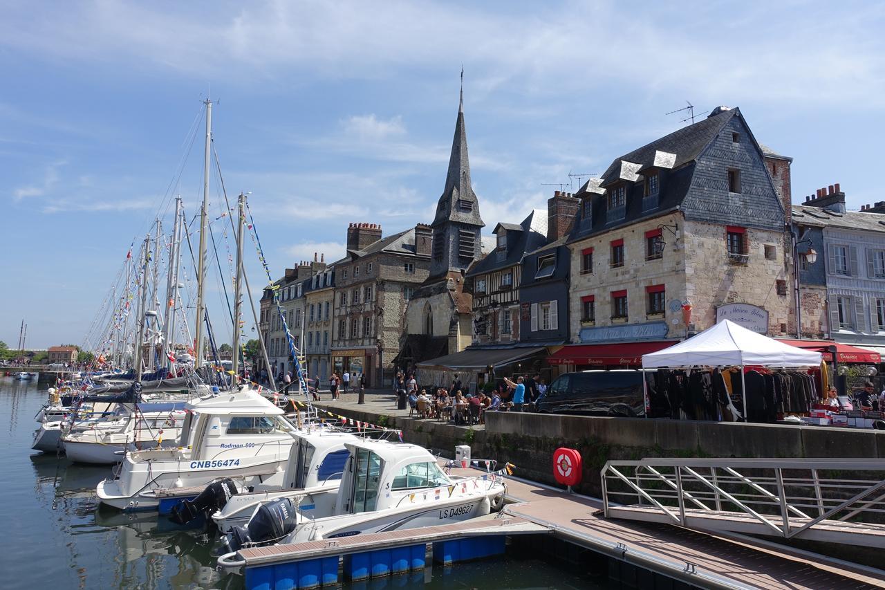 Appartamento Armonui Honfleur Centre Historique Esterno foto