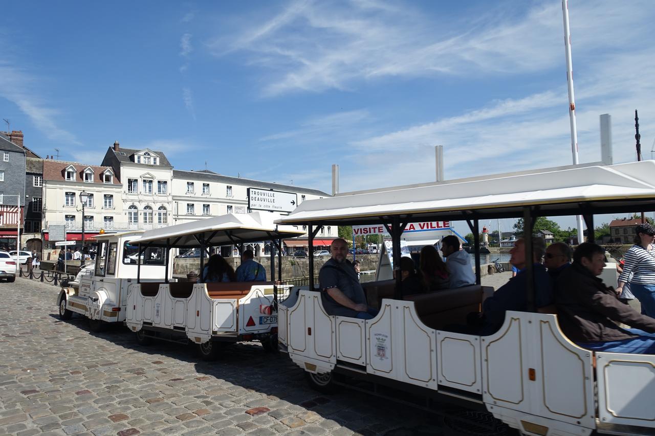 Appartamento Armonui Honfleur Centre Historique Esterno foto