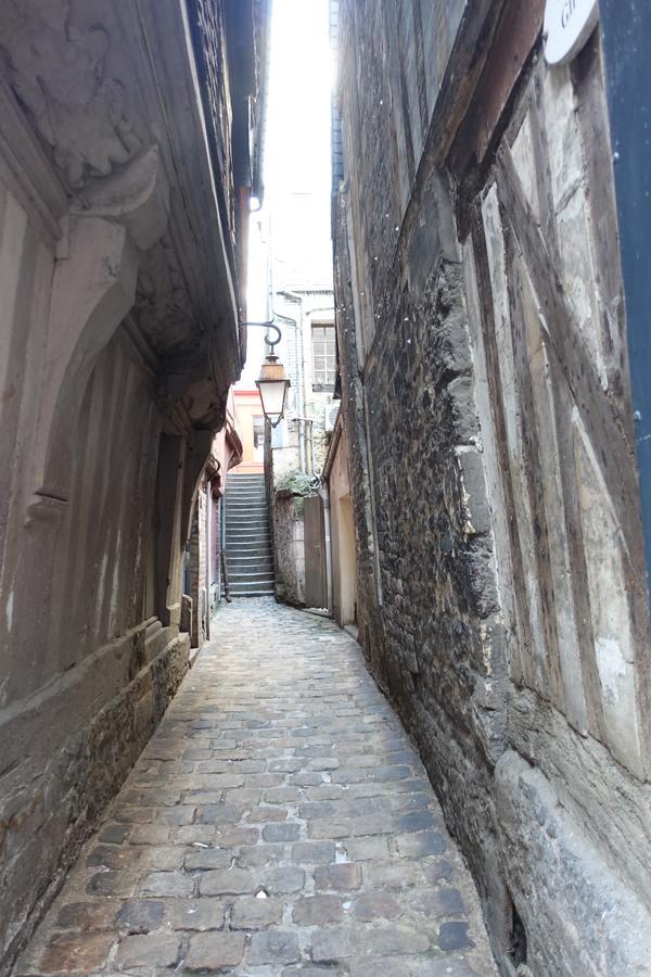Appartamento Armonui Honfleur Centre Historique Esterno foto